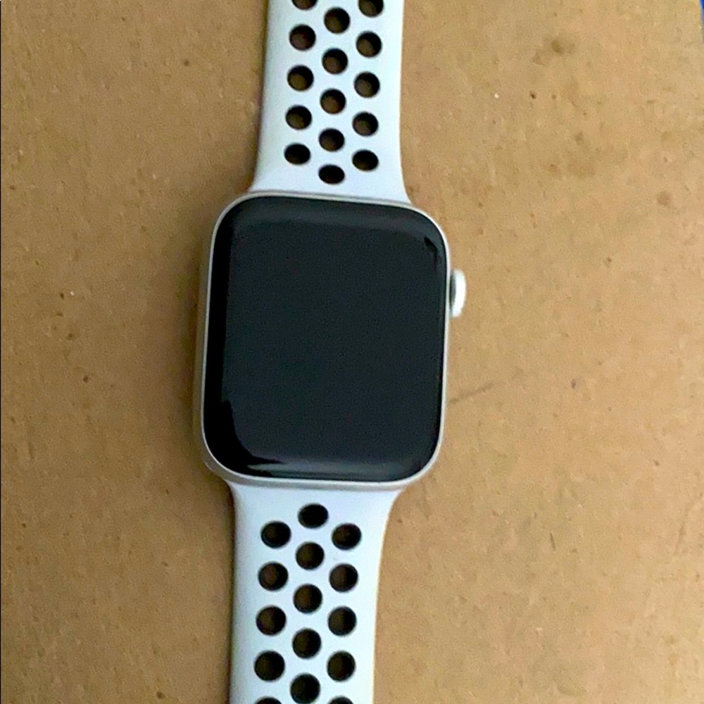 Apple Watch series 5 44mm